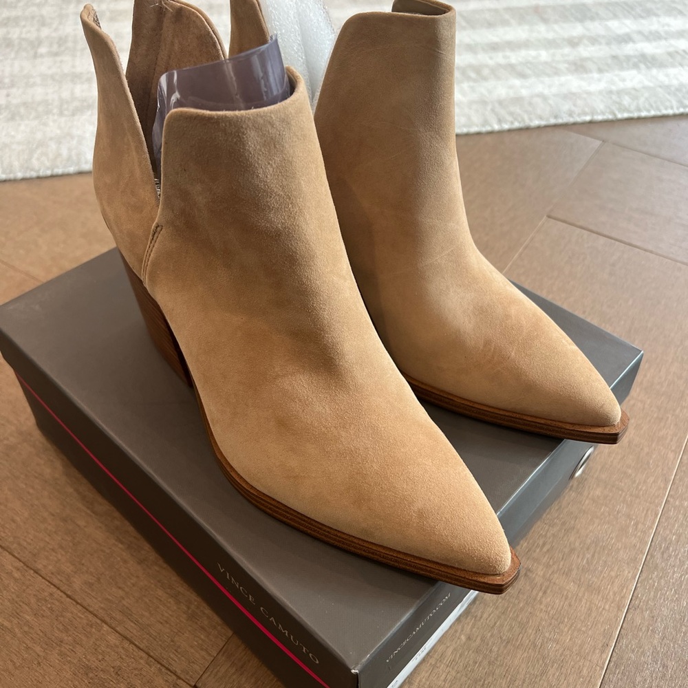Vince Camuto Gigietta Suede Boot